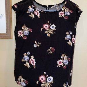 A&F Floral cap sleeve top